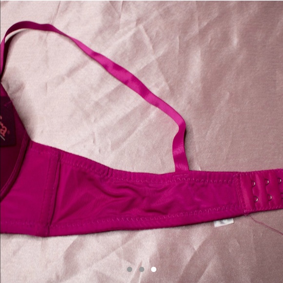 ❌SOLD❌ SOFRA FUCHSIA PUSH UP BRA - Picture 3 of 3